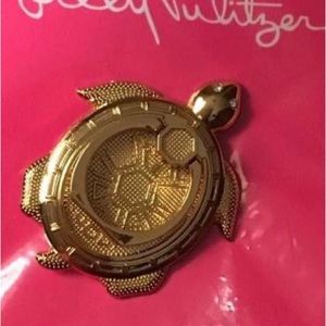 Lilly Pulitzer Turtle Phone Ring
